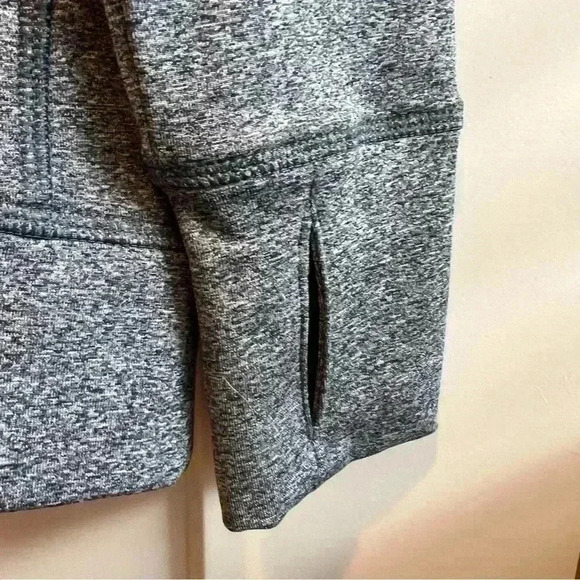 victoria secret Pink Ultimate Gray Sweatshirt Size XS - Picture 10 of 10